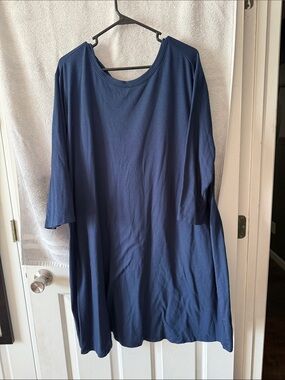 Terra & Sky Navy Scoop-Neck Tunic